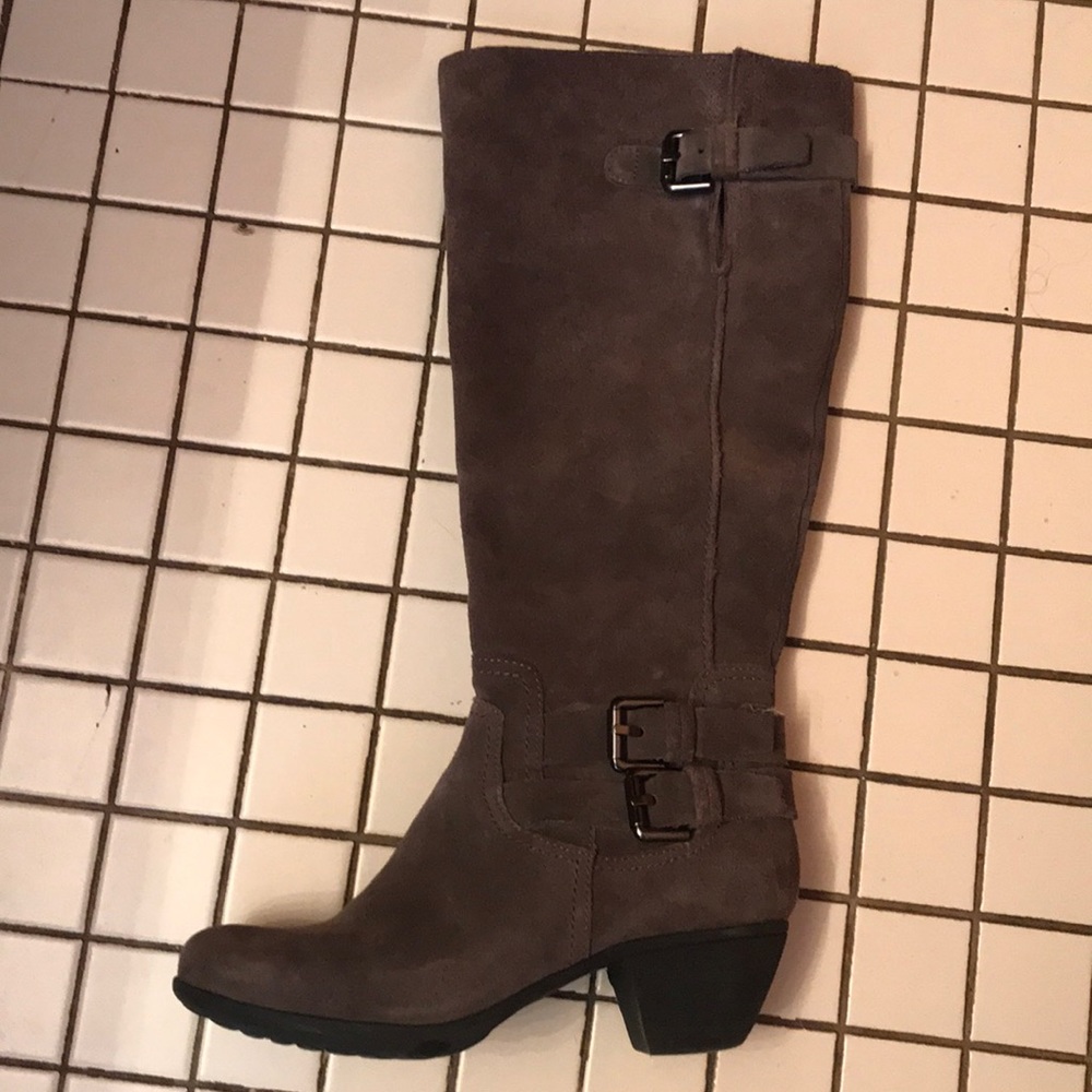 EASY SPIRIT BOOTS